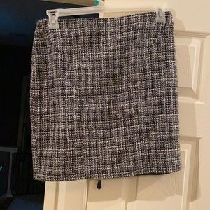Tweed pencil skirt